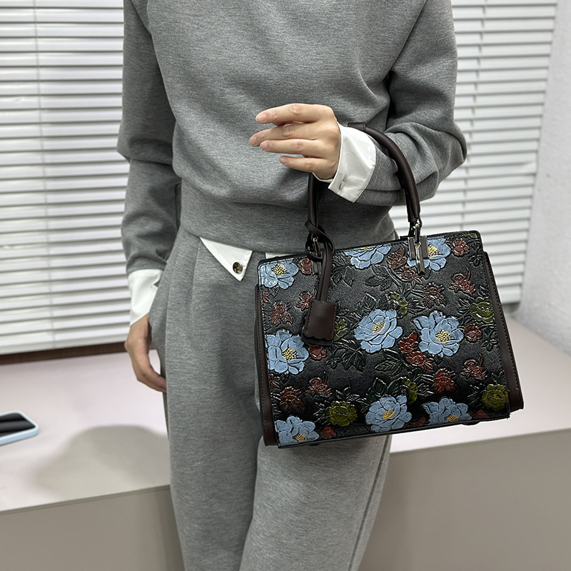 Quiet Luxury Bags Tote - Vintage 3D Geprägte Blumen-Tragetasche Luxuriöse Schlichte