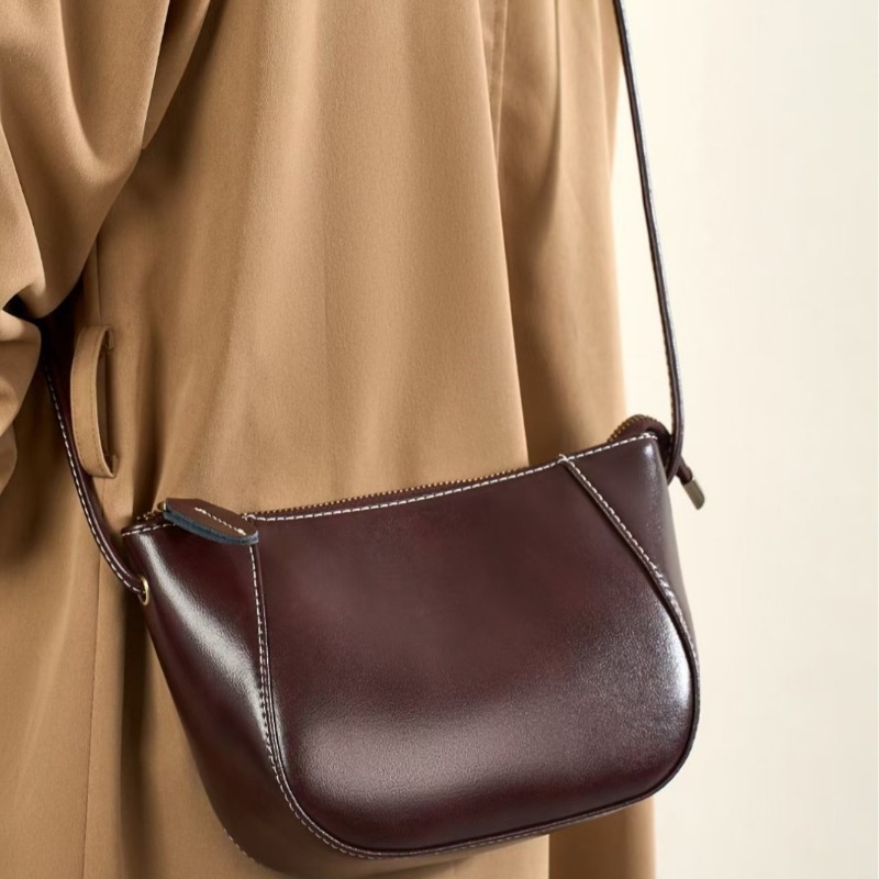 Minimalistische Alltags-Umhäng – Luxury Bags Everyday Bewertung und Preis