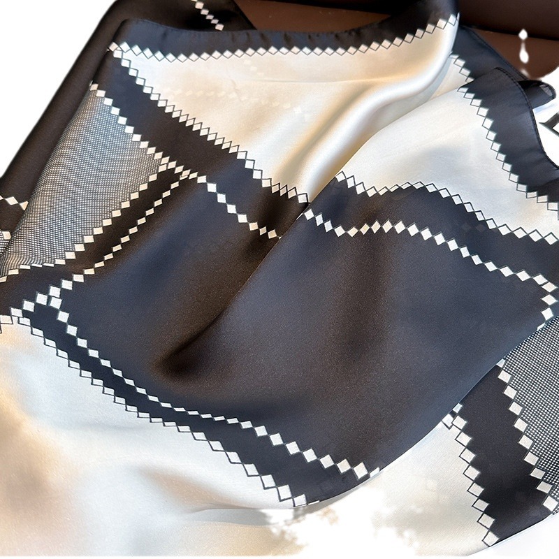 Neue Luxus Pferd Muster Seide  – Luxury Bags China Bewertung und Preis