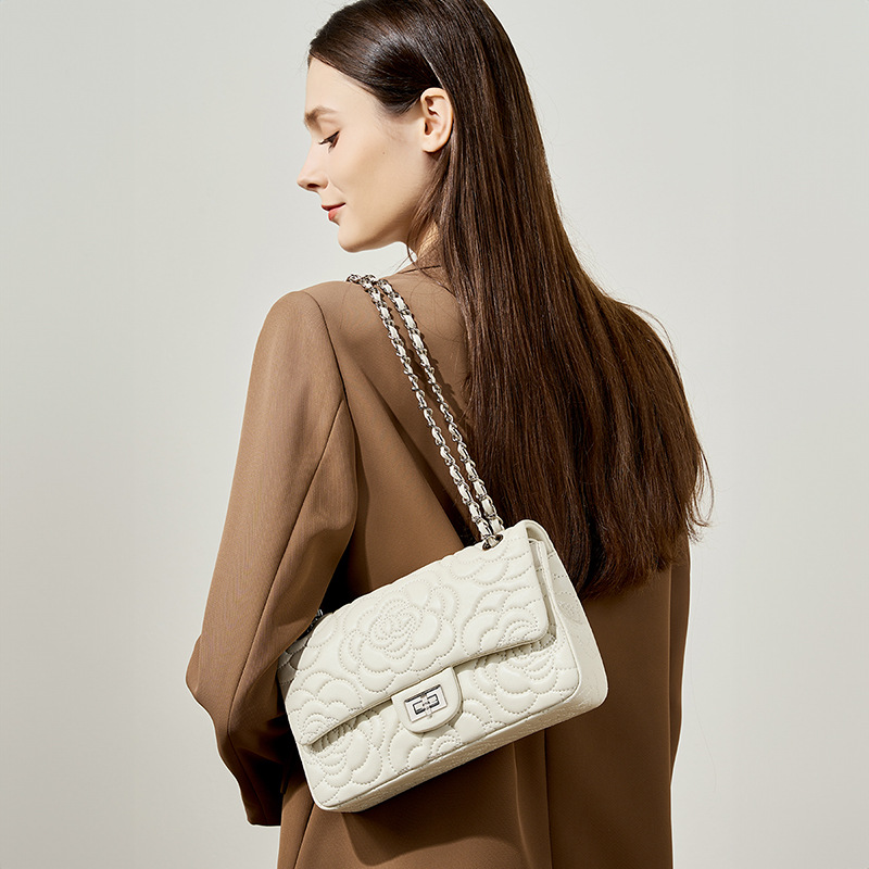 Top Grain Highland Lammfell Um – Chain Crossbody Quilted Bewertung und Preis
